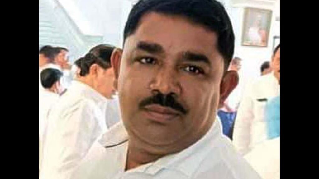 Brutal Murder Trinamool Congress Block President Razzaq Khan Panic Area Police Investigation Underway | Trinamool Congress block president Razzaq Khan's barbaric murder, panic in the area, police investigation continues. News Track in Hindi