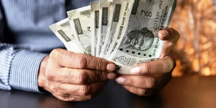 Da of Central Employees May Increase: The news of advantage for central employees, DA may be 4%increase, increase before August or Diwali possible, Good News for Central Government Employees, Da May Increase by 4%, Announcement Possible in August before diwali