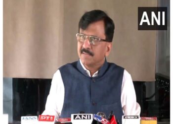 Disha Salian Case: SIT refuses to disturbance, Sanjay Raut demanded apology from CM Fadnavis