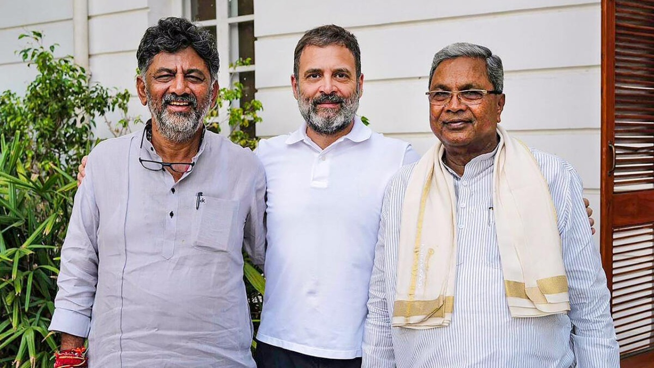 Dk shivakumar vs siddaramaiahahà ¥ ¤ Congress likely to see rebellion over cm post as dk shivakumar clashes with siddaramaiahahà ¥ ¤ siddaramaiahà ¥ ¤ siddaramaiahà ¥ ¤ dk shivakumarà ¤ dk shivakumarà ¤ karnataka chife Rebellion fixed for CM post in Congress! DK Shivkumar increased the party's tension amidst Tanatani from Siddaramaiah. News Track in Hindi
