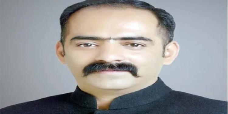 FIR Against Himachal Minister for Beating Up Nhai Official: FIR against Himachal Minister Anirudh Singh for beating NHAI officer, Nitin Gadkari called CM Sukhwinder Singh Sukkhu, Fir Against Himachal Minister for Beating Nai of NITIN Gadkari Calls CM Sukhwinder Singh Sukhu