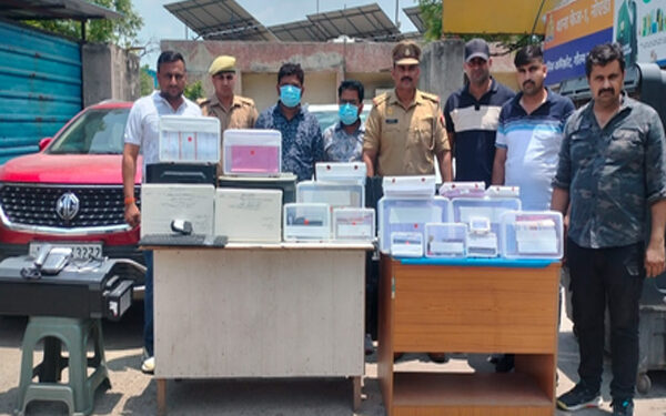 Fake marksheet racket busted in Noida, two arrested including gangster