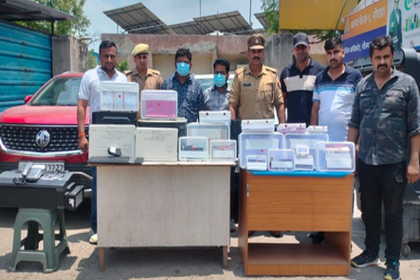Fake marksheet racket busted in Noida, two arrested including gangster