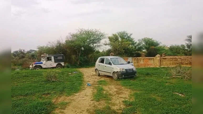 Fate of unclaimed car entangled in Fatehpur, fears of any major incident in suspicious case