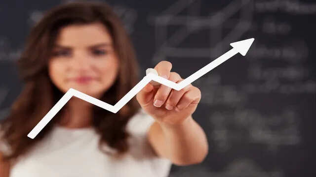 घर बैठे कमाई का सुनहरा मौका! 3 मिनट के शानदार वीडियो में जाने गृहणियां कैसे बिना निवेश के शुरू करें अपना छोटा कारोबार