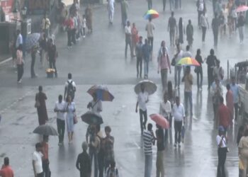 Himachal Pradesh: 10 people died due to cloudburst and sudden floods in Mandi, 34 missing