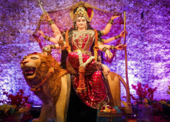अगर आपका भी पीछा नहीं छोड़ रही दुख-दरिद्रता और आर्थिक तंगी! तो अज ही शुरू करे भगवती स्तोत्रं का पाठ, वीडियो में जाने चमत्कारी लाभ