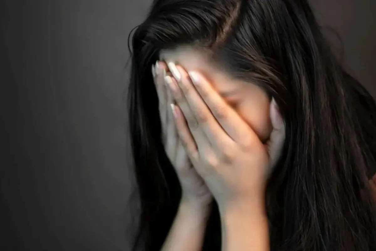 Indian girl living in Dubai told that bitter truth, exploitation in the name of job, if you want jobs, do makeup and show skin