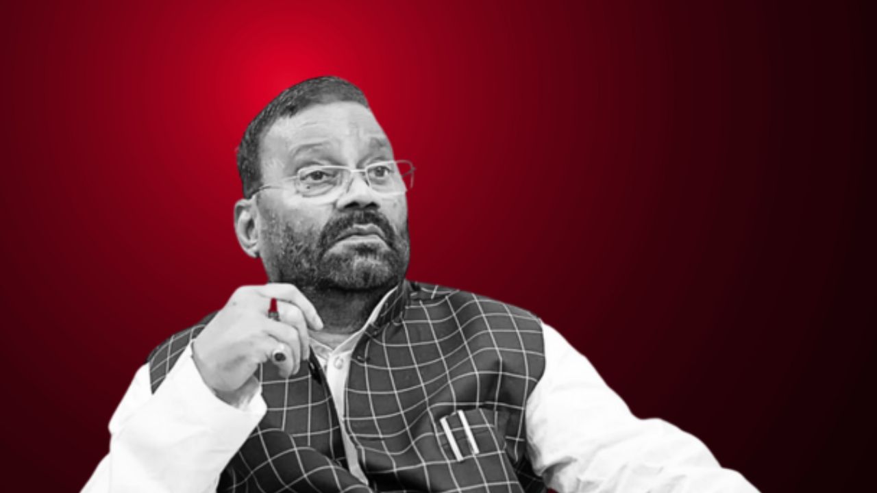 Kanwadia Nahi Gunda Mafia Hai | Swami Prasad Maurya Controversy Statement | Swami Prasad | UP Politics | Lucknow News | , Kanwariya Gunda- Mafia, who is in power protection ..., Swami Prasad Maurya's slippery tongue, political uproar. News Track in Hindi