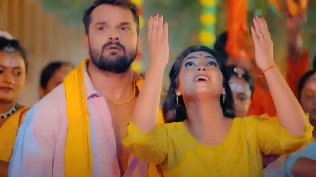 Khesari Lal Yadav, who is a back to back song to make Sawan holy, now released water