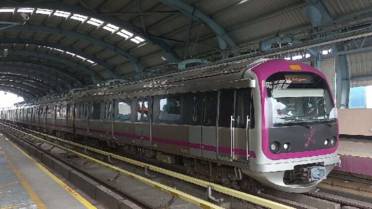 Kolkata Metro Update Rain Slows Down Speed ​​| Kolkata Metro Flood 2025 | Kolkata Metro Rain Disruption | Kolkata Metro Waterlogging News | , Kolkata Metro: Rain stopped speed, questions raised on the infrastructure of the city. News Track in Hindi
