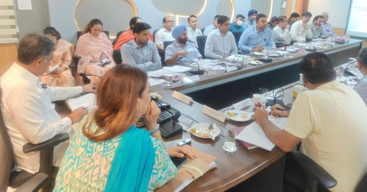 Manish Tiwari directed central schemes review, slum rehabilitation and dump removal
