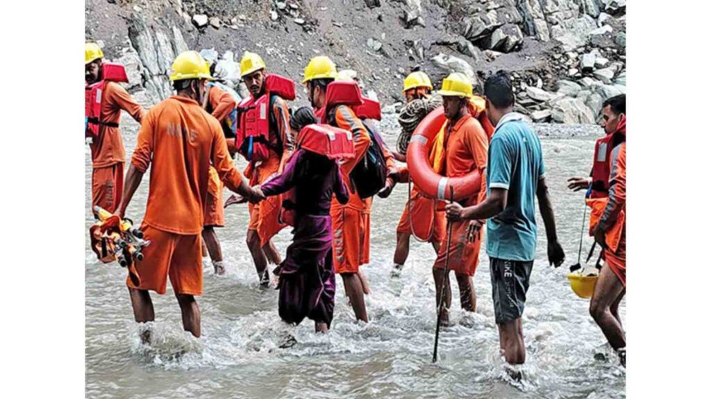 Monsoon havoc continues in Himachal Pradesh, 91 people died in last 21 days