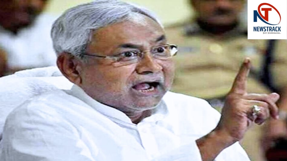 Nitish Kumar Slams Oposishan in Bihar Assembly: House Adjourned Till 2 PM AMID Chaos | Nitish Kumar Got Angry at the Opposition in the Assembly | Bihar Assembly Monsoon Session 2025 | Voter List Revision Sir Clash | Bihar Vidhan Sabha: Bihar Assembly immersed in uproar! Last session of 17th assembly concludes. News Track in Hindi