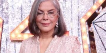 On the aircraft accident, Zeenat Aman said: "Mourning can give some relief to the loved ones"
