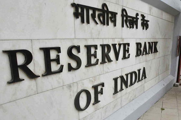 RBI withdraws Rs 1 lakh crore from banking system through VRRR auction to deal with surplus liquidity