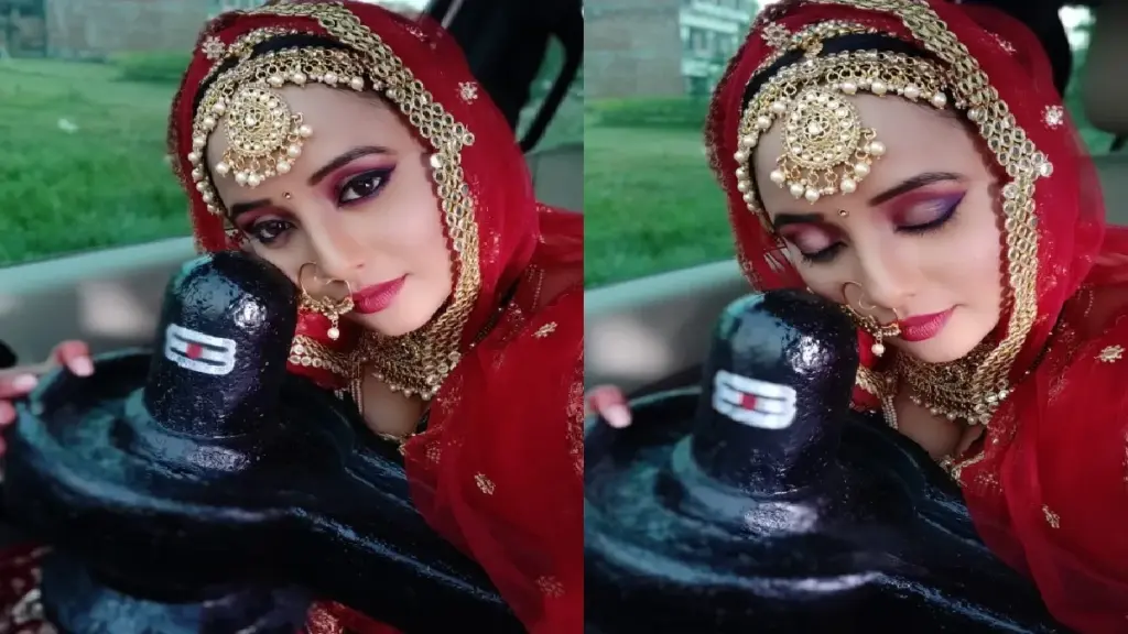 Rani Chatterjee, wrapped in Shivling, took the blessings of Baba Bholenath in Sawan as a Muslim