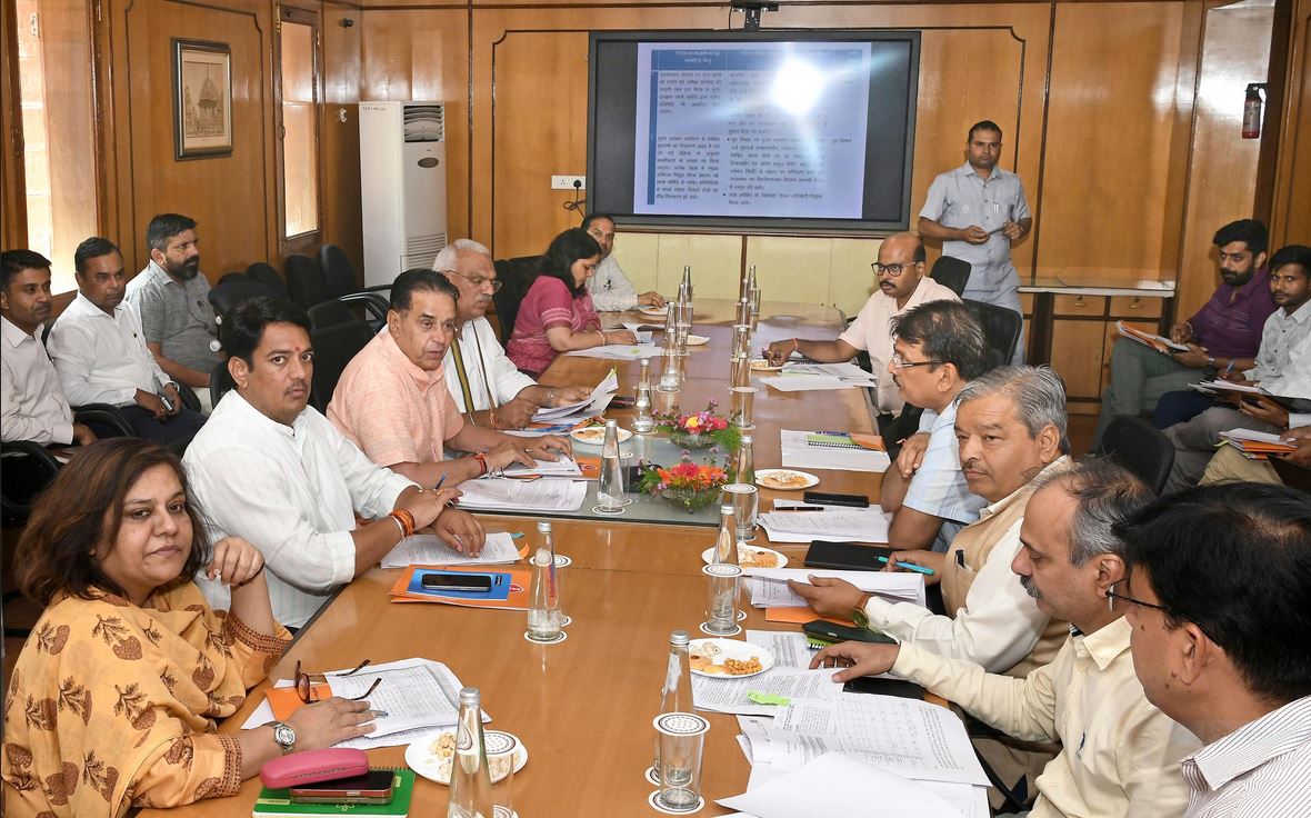 Second meeting of Ministers Committee was held to discuss various demands of the Backward Classes and Gurjar Samaj