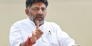 Shivkumar's statement on speculation of rift in Karnataka Congress, said- 'I am according to my party ...'