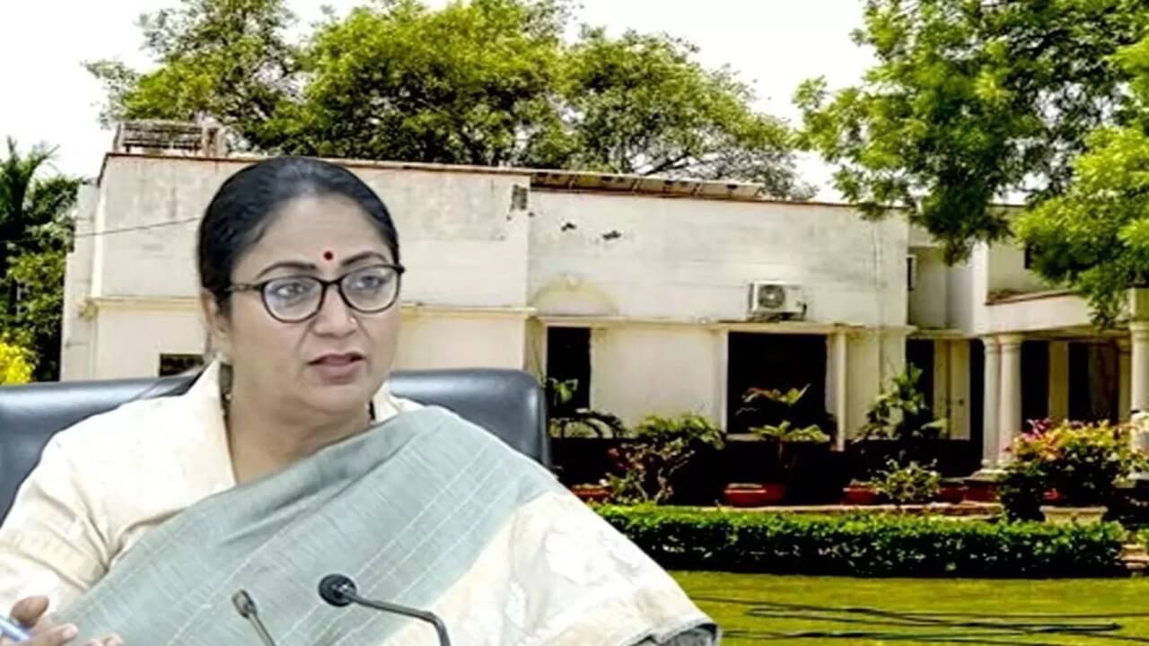 The renovation of Delhi Chief Minister Rekha Gupta's Bungalow has been stopped the tender for her bungalow has been canceled | Rekha Gupta Bungalow Tender: 60 lakh tender of Delhi's CM Rekha Gupta's bungalow canceled, big reason came out | News Track in Hindi