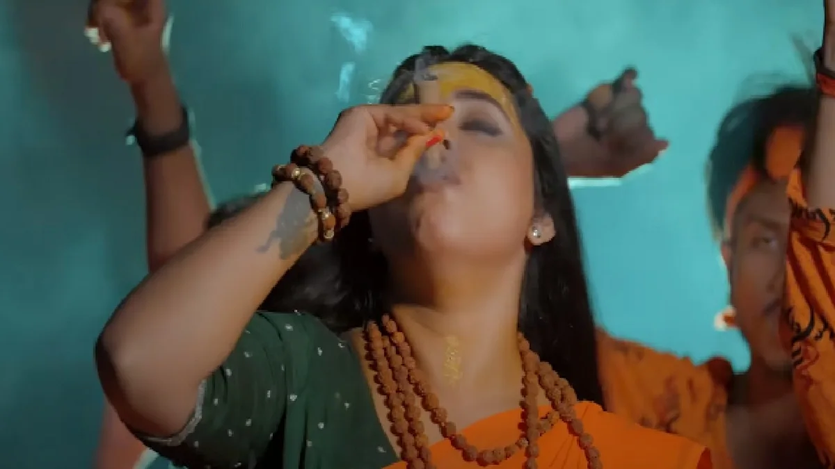 This song by Kajal Raghavani crosses Million Million on YouTube, trend is also done on Instagram