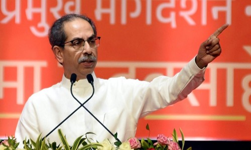 Uddhav thackerayà ¥ ¤ Mumbai Controversà ¥ ¤ Maharashtra Politicsà ¥ ¤ uddhav Thackerayaye Newsà ¥ ¤ Latest News in Hindi | 'We will pieces him ...' Uddhav Thackeray's open threat created 'Koharam', a big challenge about Mumbai. News Track in Hindi