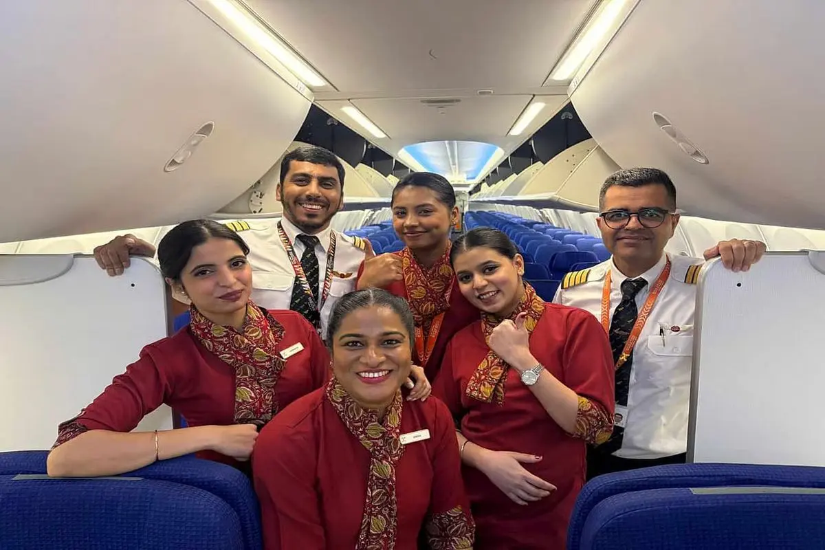 Woman gave birth to a child in Air India flight at a height of thousands of feet