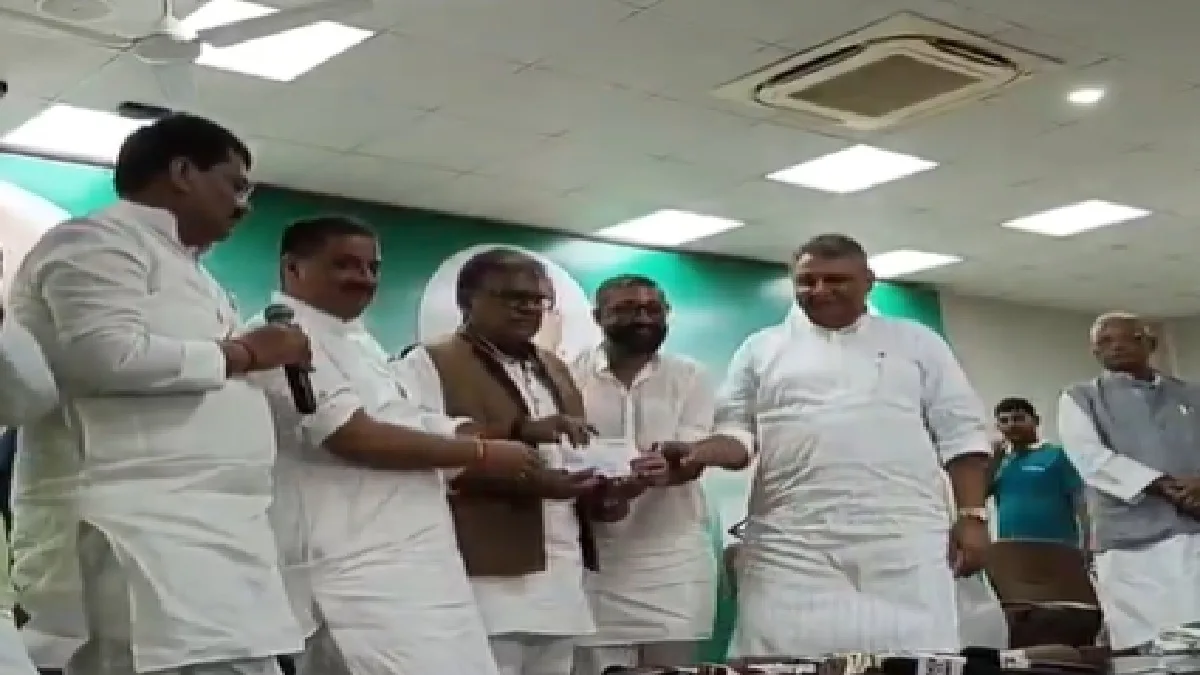 Big Congress Leader Joins JDU: A big shock to Congress in Bihar, six -time MLA and former minister Ashok Ram joined JDU by accusing him of neglect, Big Dalit Leader of Bihar Congress Ashok Ram JDU of Nitish Kumar