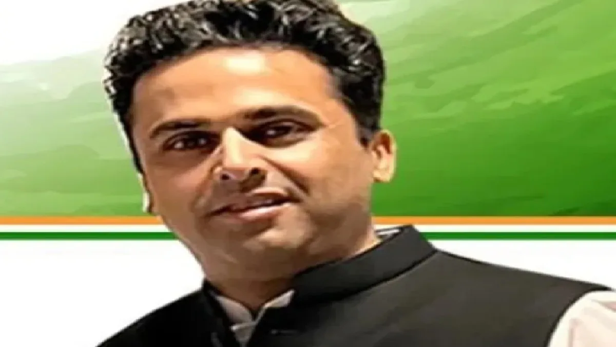 Faisal Patel on Congress: 'Dishaseless Congress Mast in his own world', Faisal, son of Ahmed Patel, praised PM Modi and other BJP leaders, Faisal Patel Son of Congress Stalwart ahmed Patel Says Party Has Deedleslessles PM MODI