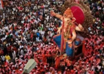 Ganesh Visarjan: The immersion of the King of Lalbagh in Maharashtra, four immersed in strong current, 13 people missing