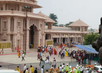 Ram Mandir: Squirrel statue installed on Ram Janmabhoomi, is inspired by the story of Ramayana