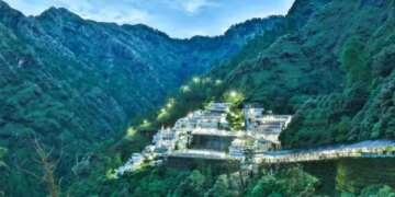 Vaishno Devi Yatra was postponed on 22nd day: Meeting continues to start the journey in Navratri, many deaths have been done due to landslides so far