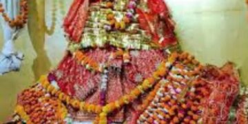 Shaktipeeth Maa Barahi Devi Temple is the center of faith of devotees .. Devotees reach and worship Mother every day