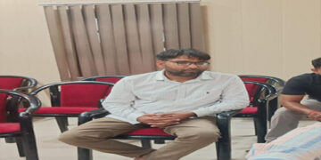 ACB raid in Bharatpur: Nadbai Tehsildar arrested red handed taking bribe of Rs 80,000