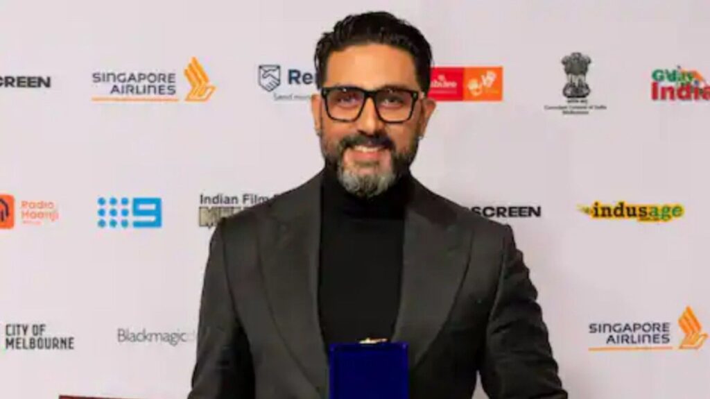 Abhishek Bachchan showed the title of best actor in the Indian Film Festival of Melbourne