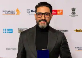 Abhishek Bachchan showed the title of best actor in the Indian Film Festival of Melbourne