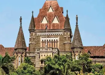 After Delhi High Court, Bombay High Court threatens to blow up, the entire court was evacuated