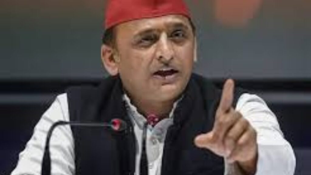 Akhilesh Yadav Attacks BJP: Claims Injustice, Alleges Suppression of Poor in UP | Akhilesh Yadav Attacks BJP: Conviction in the government means only threats, Akhilesh Yadav's attack on BJP | News Track in Hindi