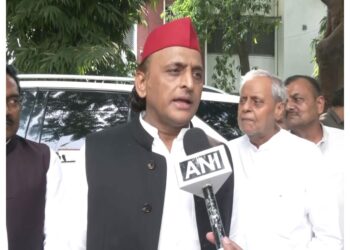 Akhilesh Yadav's statement on the decision of America to impose 100% tariff on medicines, said "damage to the nation due to BJP's failure"