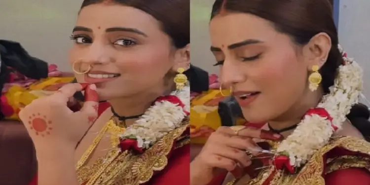 Akshara Singh asked her fans a complicated question, fans of Pawan Singh appearing in the comment section
