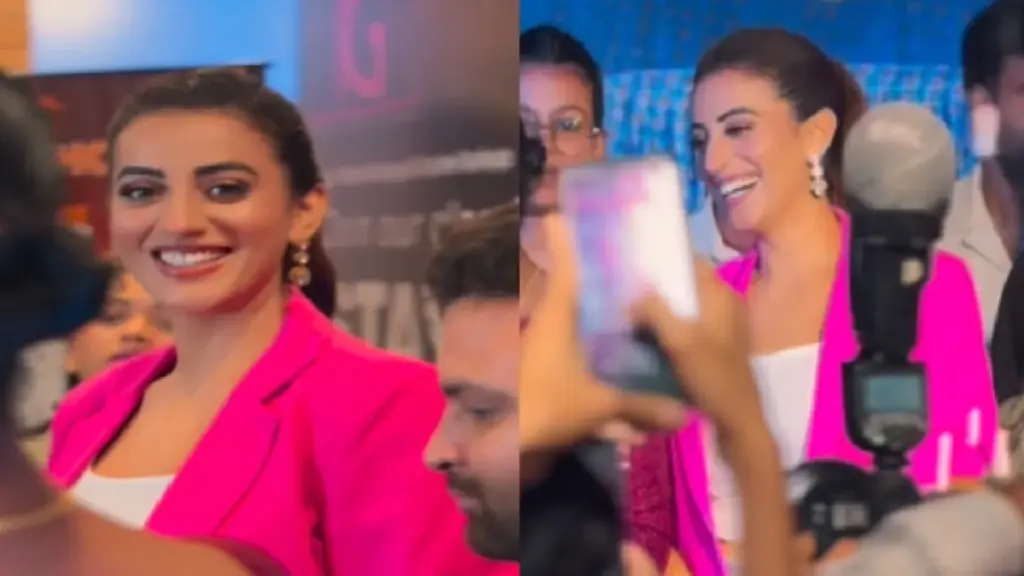 Akshara Singh reached Patna in Boss Lady Avatar, actress showed her fire in front of hundreds of cameras