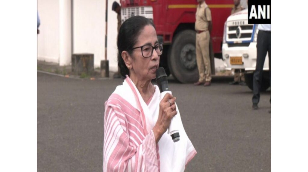 Amid the increasing opposition in Nepal, the Chief Minister of West Bengal appealed to the border districts, said "Keep peace, this is not our case, we should not intervene"