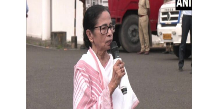 Amid the increasing opposition in Nepal, the Chief Minister of West Bengal appealed to the border districts, said "Keep peace, this is not our case, we should not intervene"