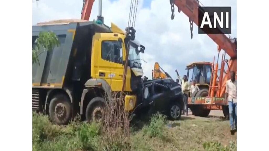 Andhra Pradesh: 6 people killed in road accident in Nellore