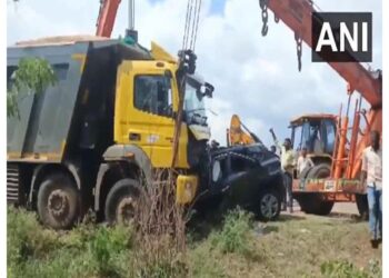 Andhra Pradesh: 6 people killed in road accident in Nellore
