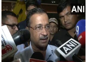 Arvind Kejriwal raised questions on PM's "Indo-US Partnership" comment, said "Such surrender to Trump insults 1.4 billion Indians"