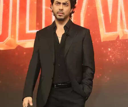 Aryan Khan changed his Instagram profile photo, surprise fans
