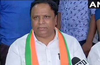 Ashish Shelar criticized Shiv Sena (Ubatha) for opposing India-Pakistan match in Asia Cup