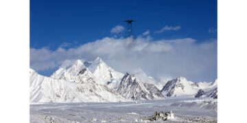 Avalanche at Indian Army camp in Siachen, 3 soldiers killed