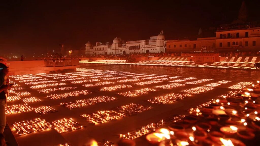 Ayodhya Deepotsav: This time at the Deepotsav of Ramnagari Ayodhya, preparing to create a new world record, know how many lamps will shine with the holy Saryu River?
